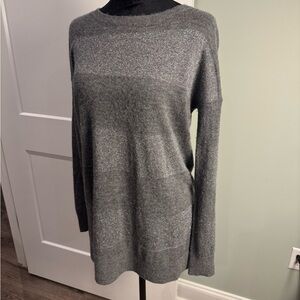VINCE. CASHMERE BLEND GRAY METALLIC STRIPED PULLOVER LONG SLEEVE SWEATER